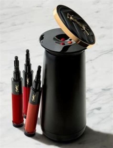 machine a rouge a levre ysl